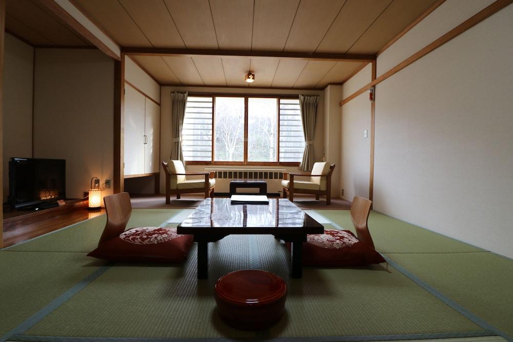 Hotel Shirakabaso Shigakogen Yamanouchi  Ngoại thất bức ảnh